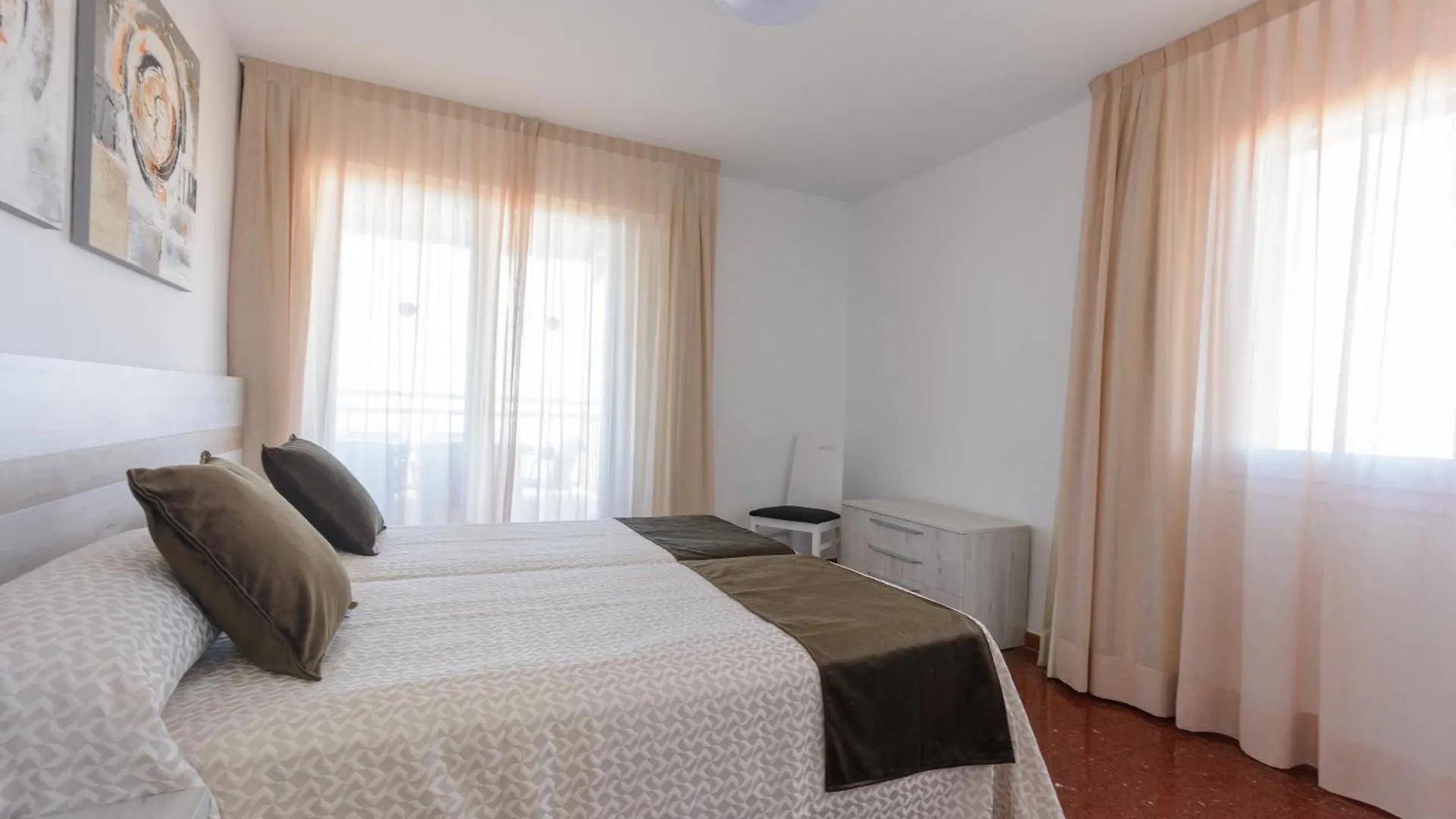 Apartaments Albatros Family Salou 0*,  Spagna